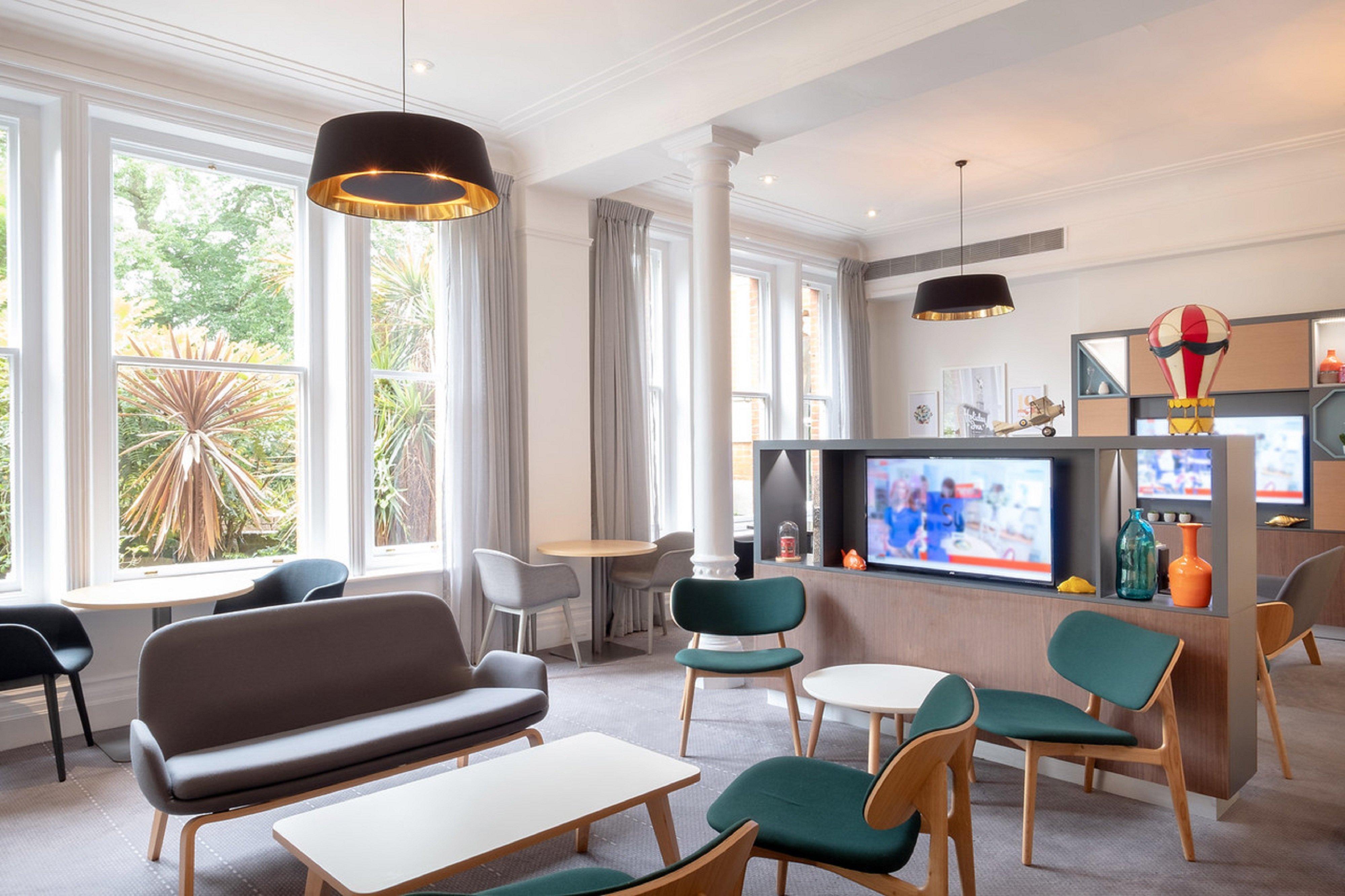 Holiday Inn Farnborough By Ihg Екстер'єр фото