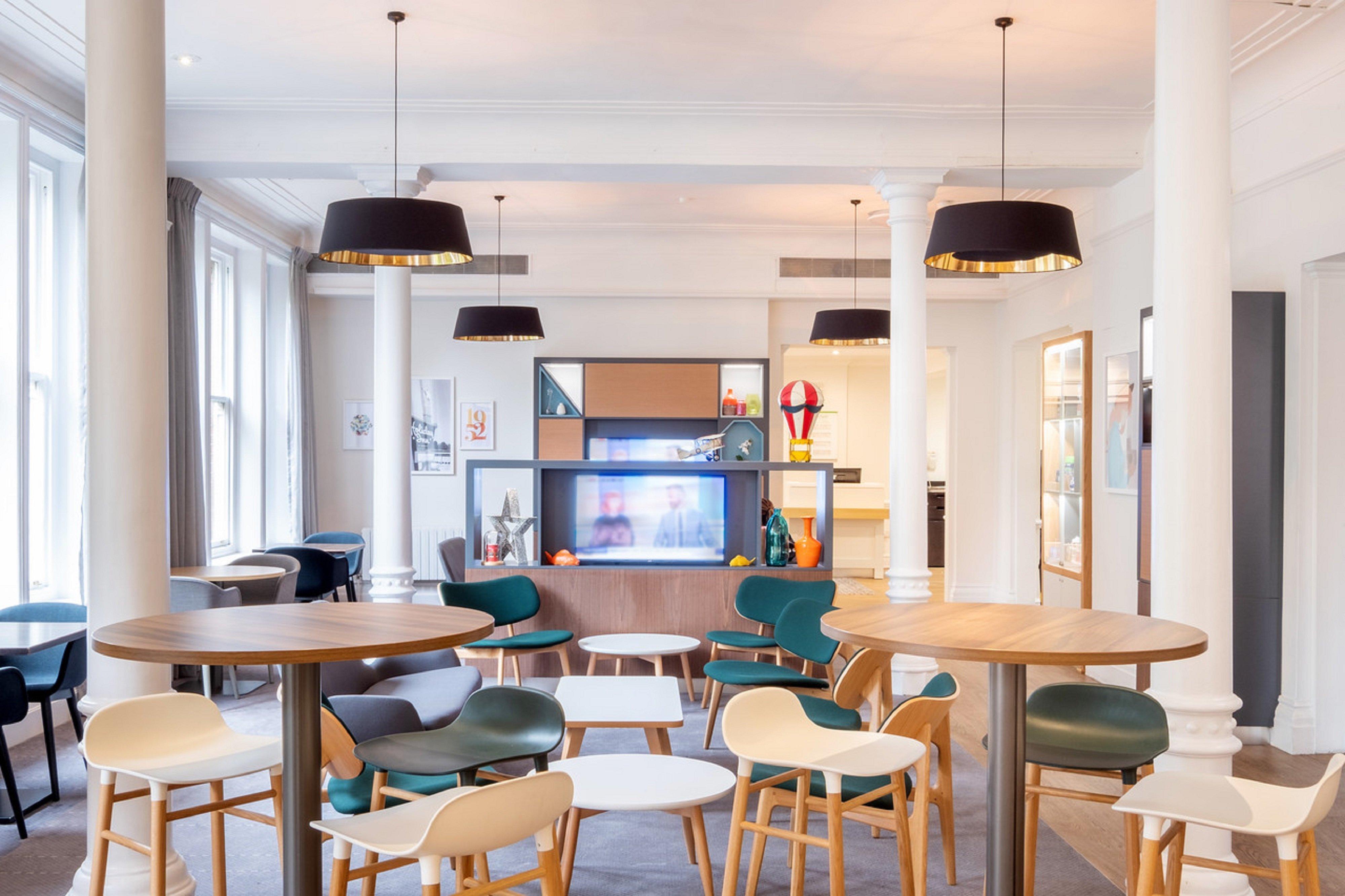 Holiday Inn Farnborough By Ihg Екстер'єр фото
