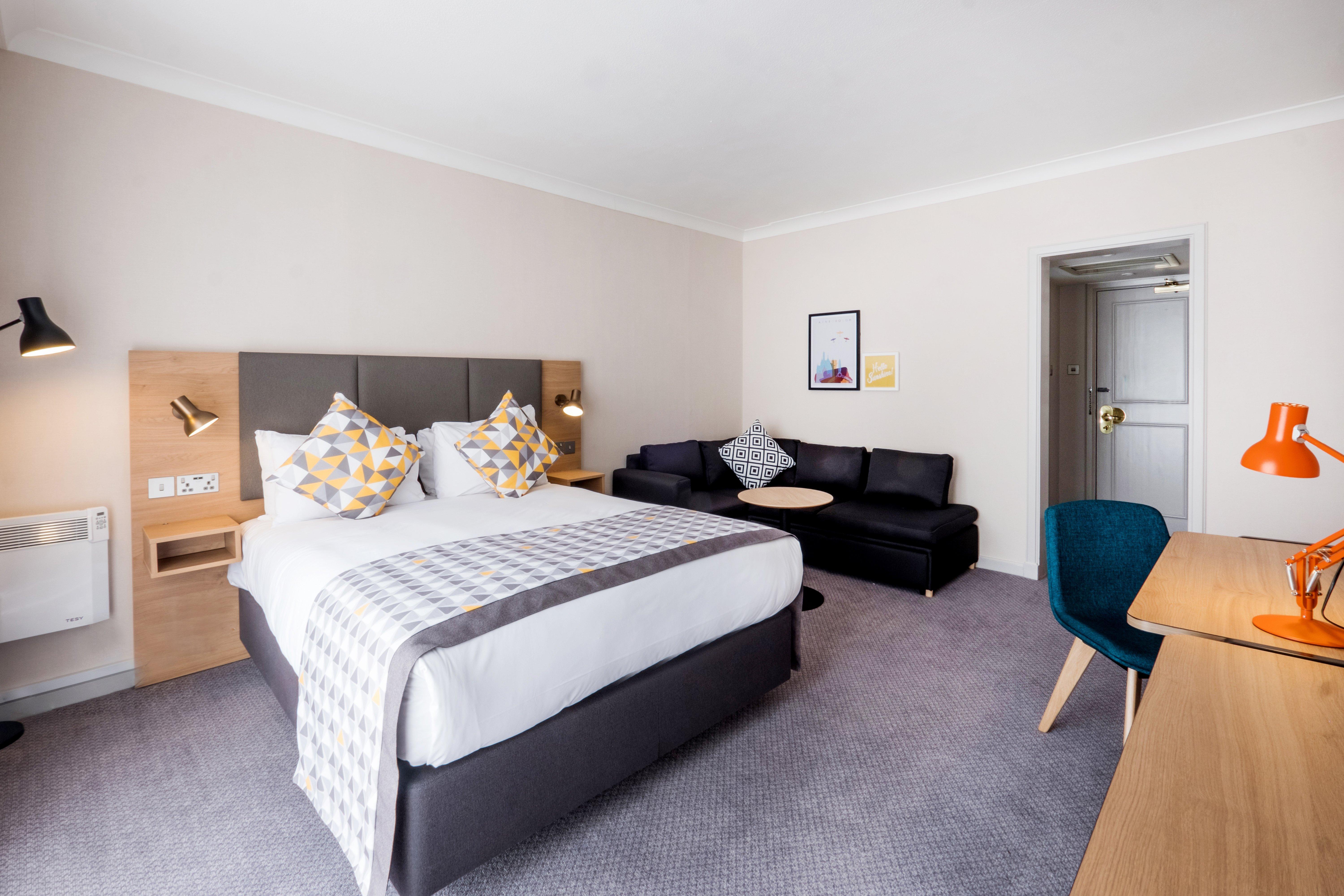 Holiday Inn Farnborough By Ihg Екстер'єр фото