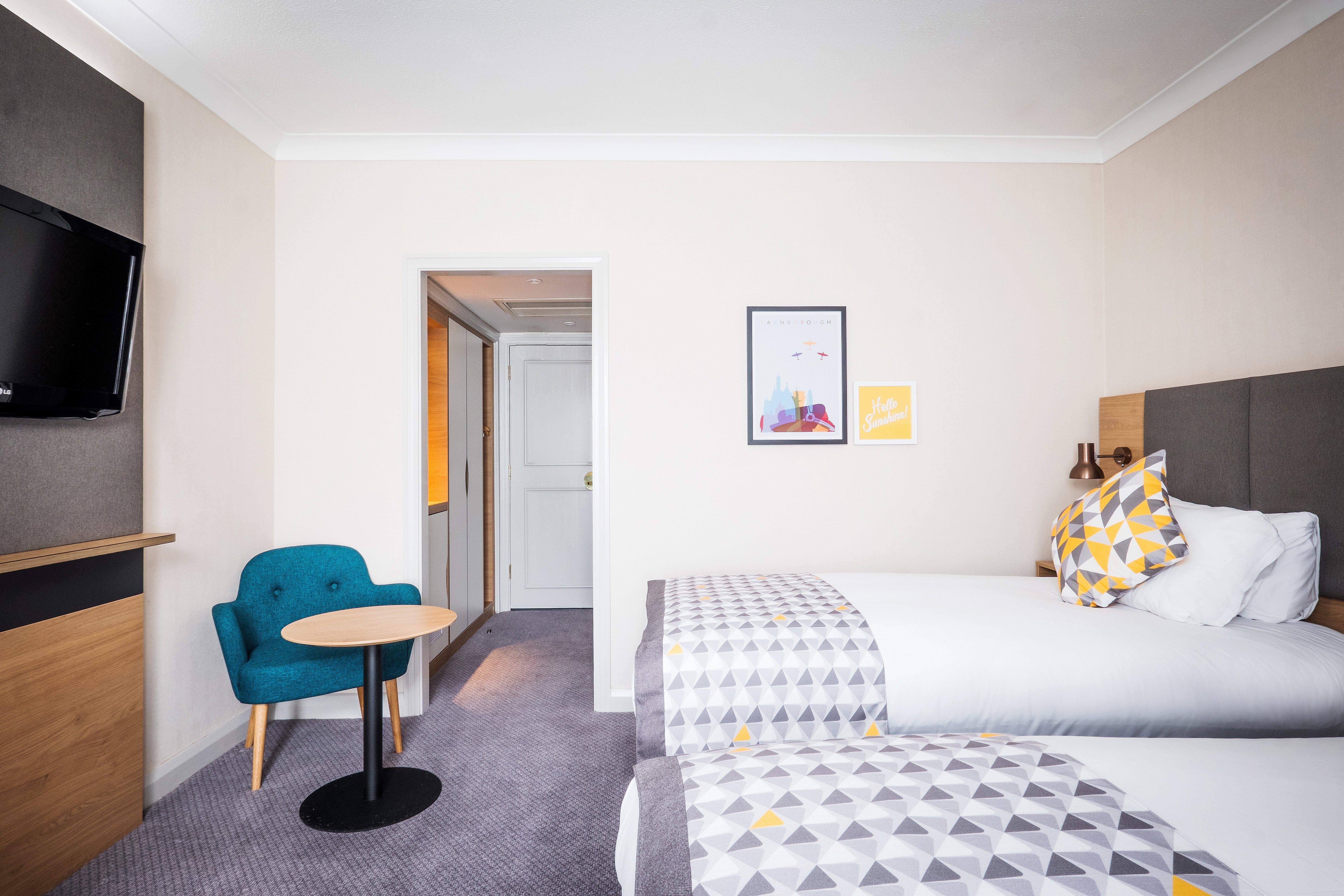Holiday Inn Farnborough By Ihg Екстер'єр фото